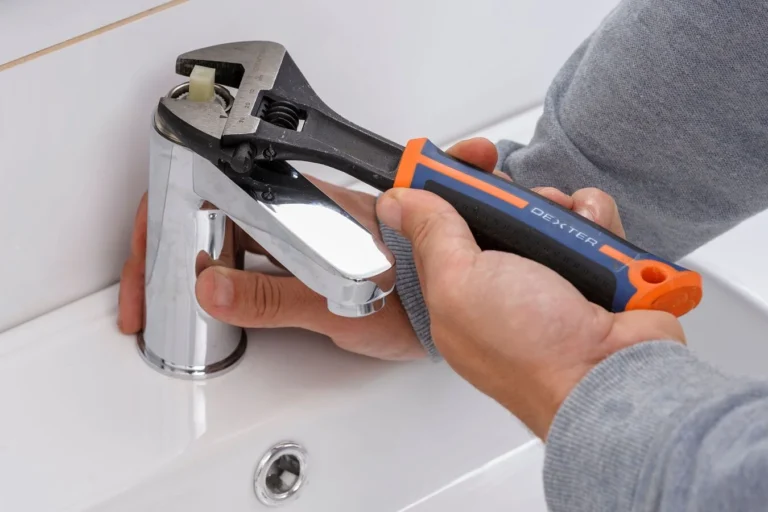 llave-inglesa-grifo-1